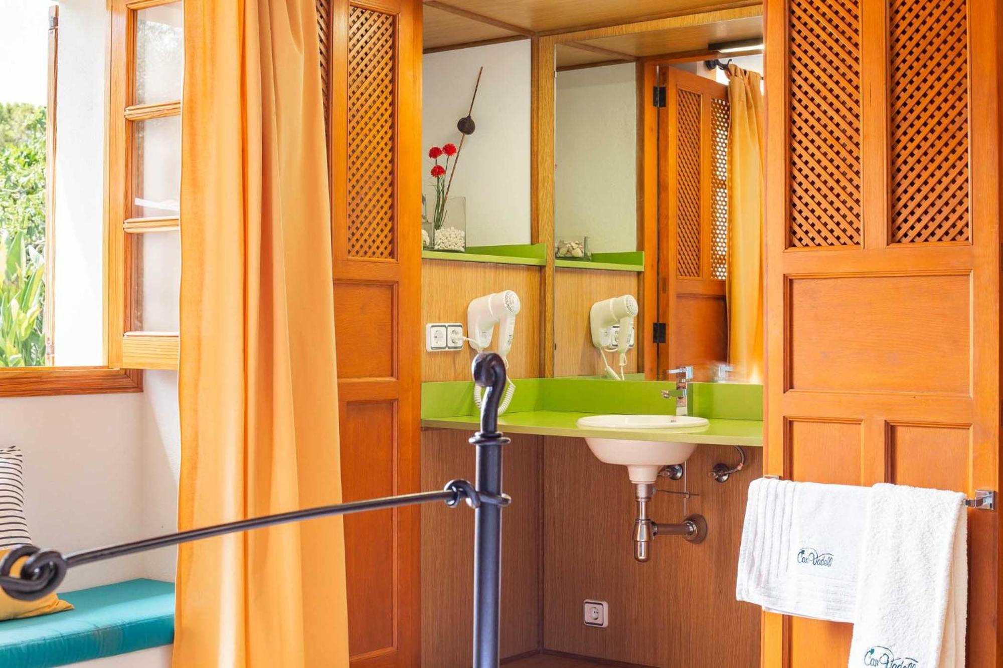 Can Vadell โปเญนซา ภายนอก รูปภาพ